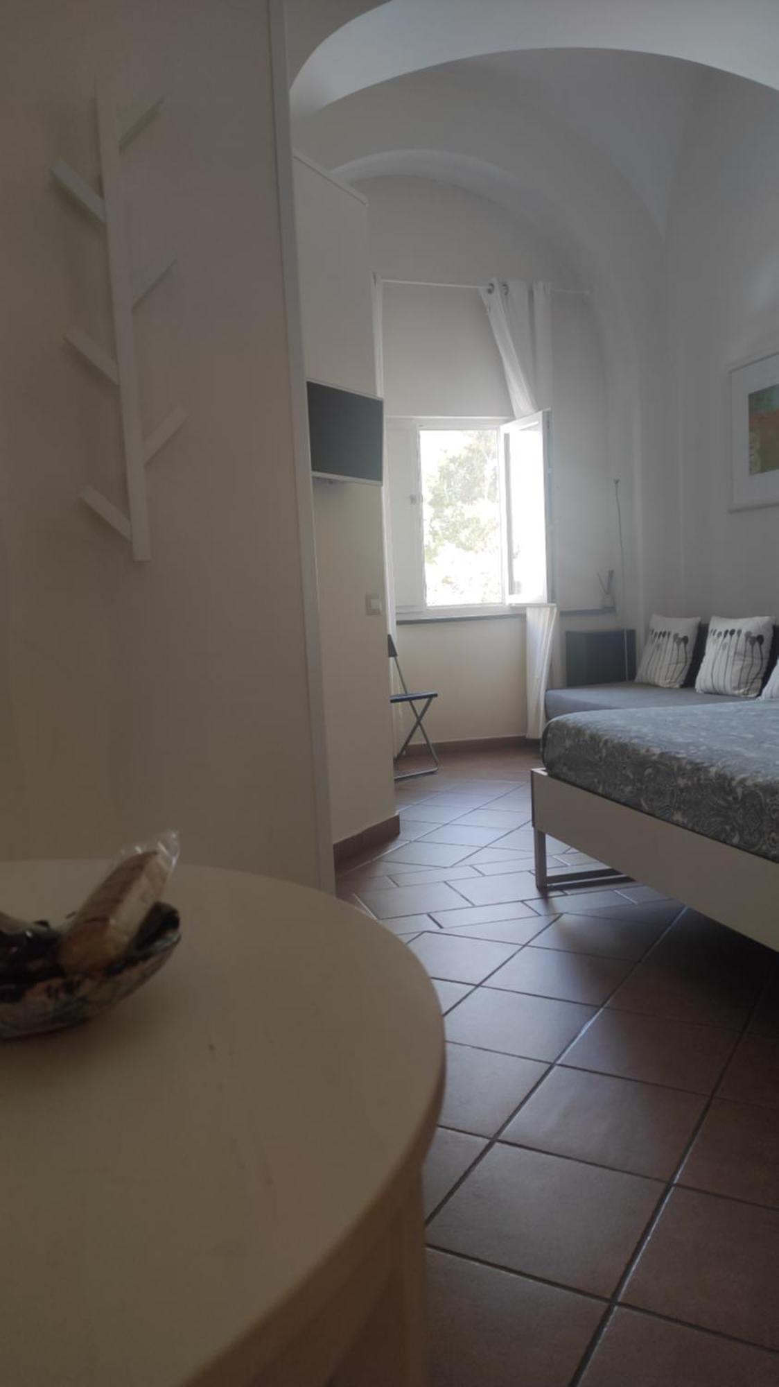 Casacri Bed & Breakfast กาวา เด ตีร์เรนี ภายนอก รูปภาพ